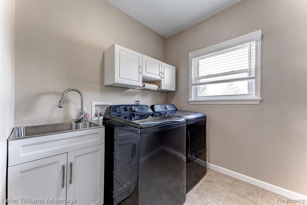 47397 Bartlett Drive, Canton, MI 48187 — Photo 30