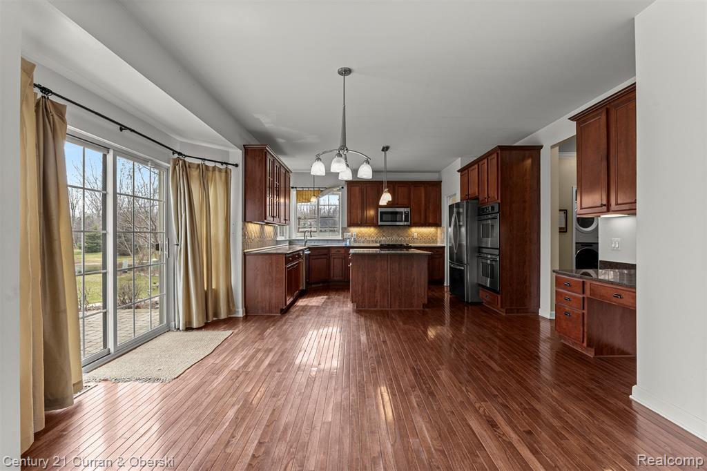 50034 VENICE Court, Northville, MI — Photo 26