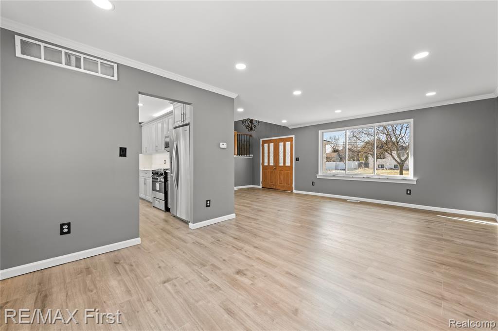 4306 Tallman Drive, Troy, MI 48085 — Photo 4