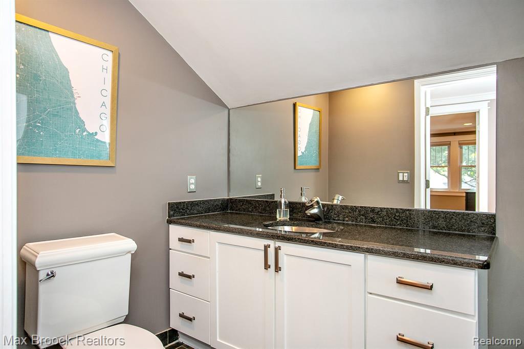 501 N Wilson Avenue, Royal Oak, MI 48067 — Photo 38