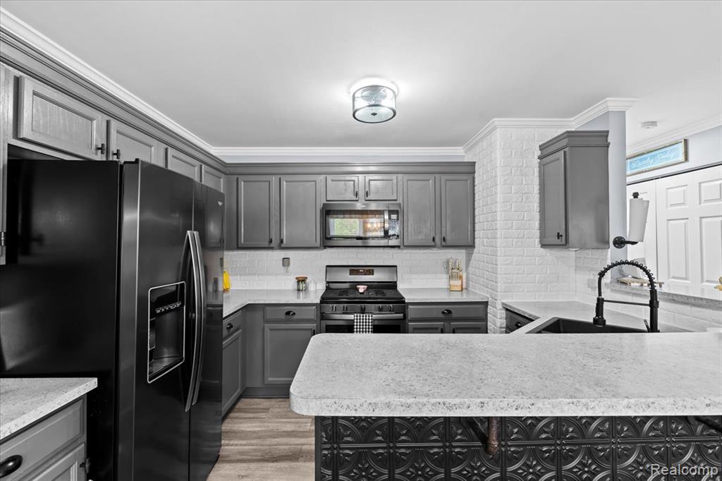 50462 Theodore Lane, Chesterfield, MI — Photo 12