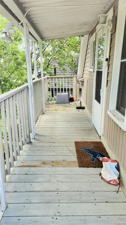 876 Vinewood Street, Wyandotte, MI 48192 — Photo 39