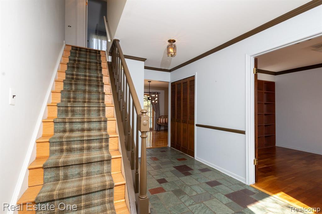 930 BRIDGE PARK Drive, Troy, MI 48098 — Photo 20