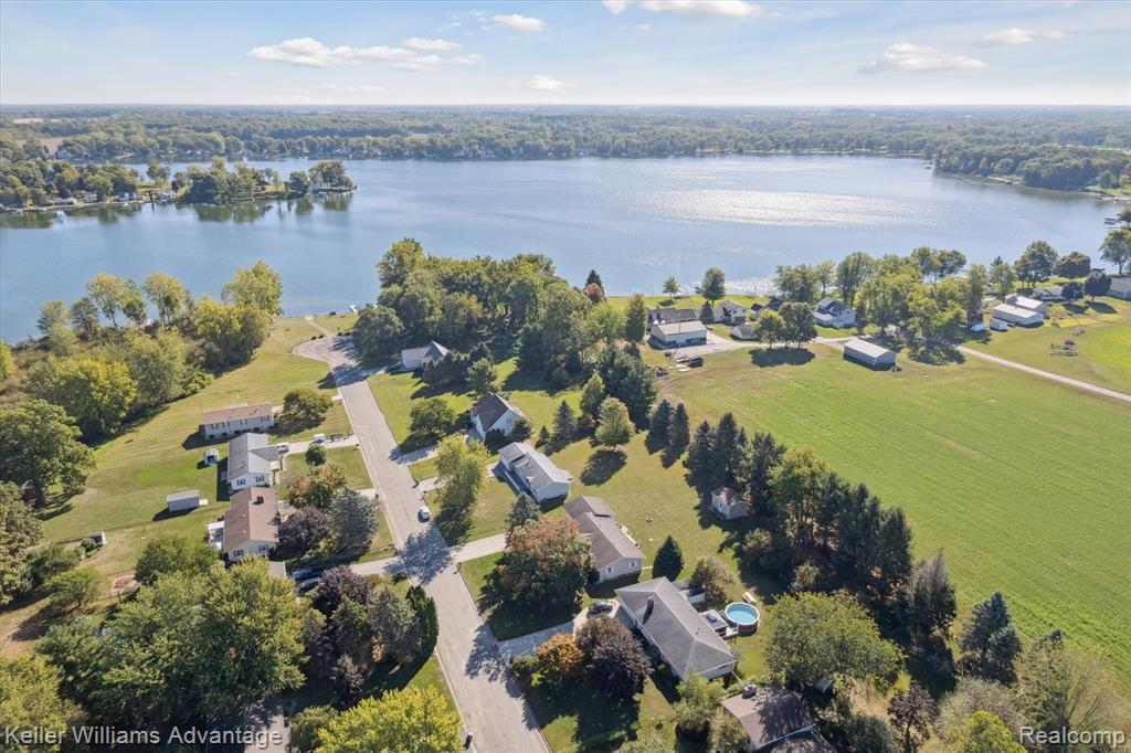 245 Lyn Brook Drive, Coldwater, MI 49036 — Photo 42