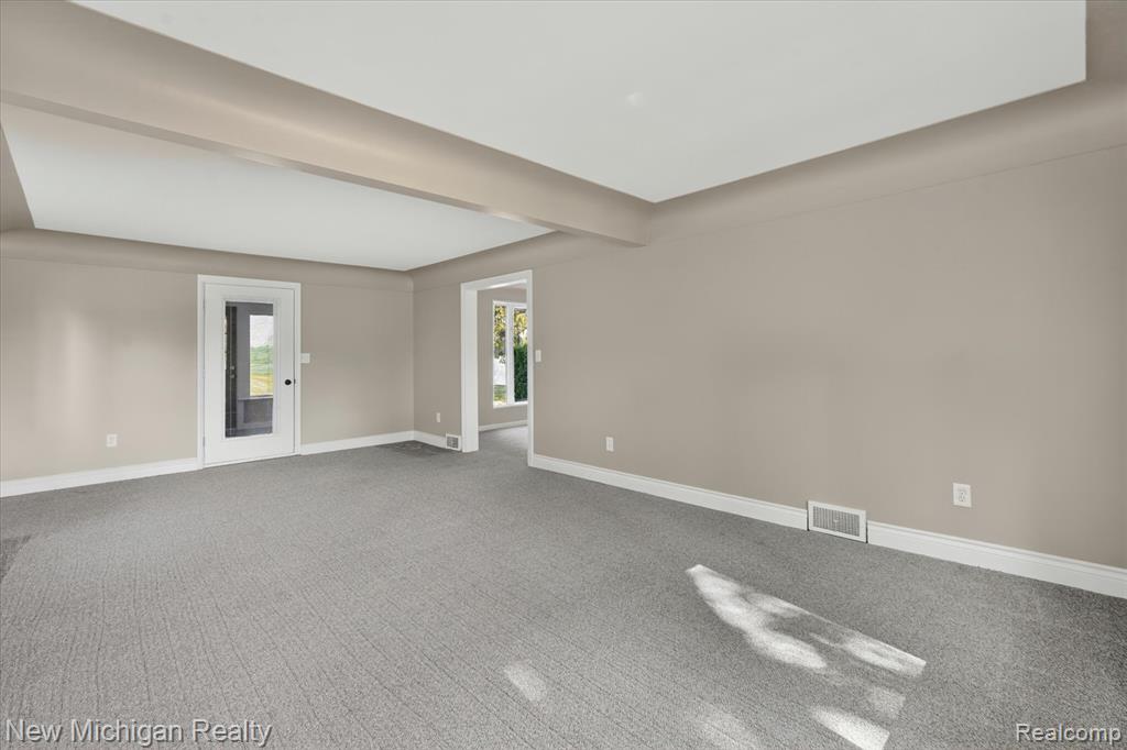 11374 Lahring Road, Byron, MI 48418 — Photo 12