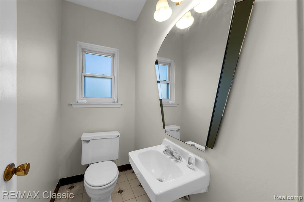 44285 SUFFOLK Court, Canton, MI 48187 — Photo 15