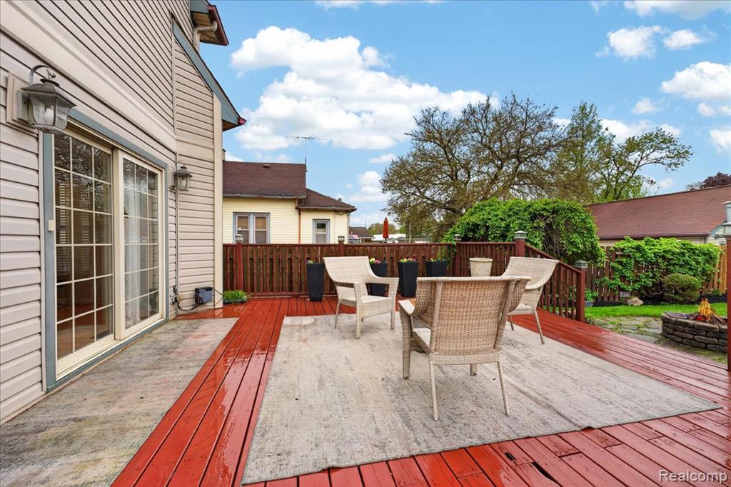 538 Pine Street, Wyandotte, MI 48192 — Photo 46