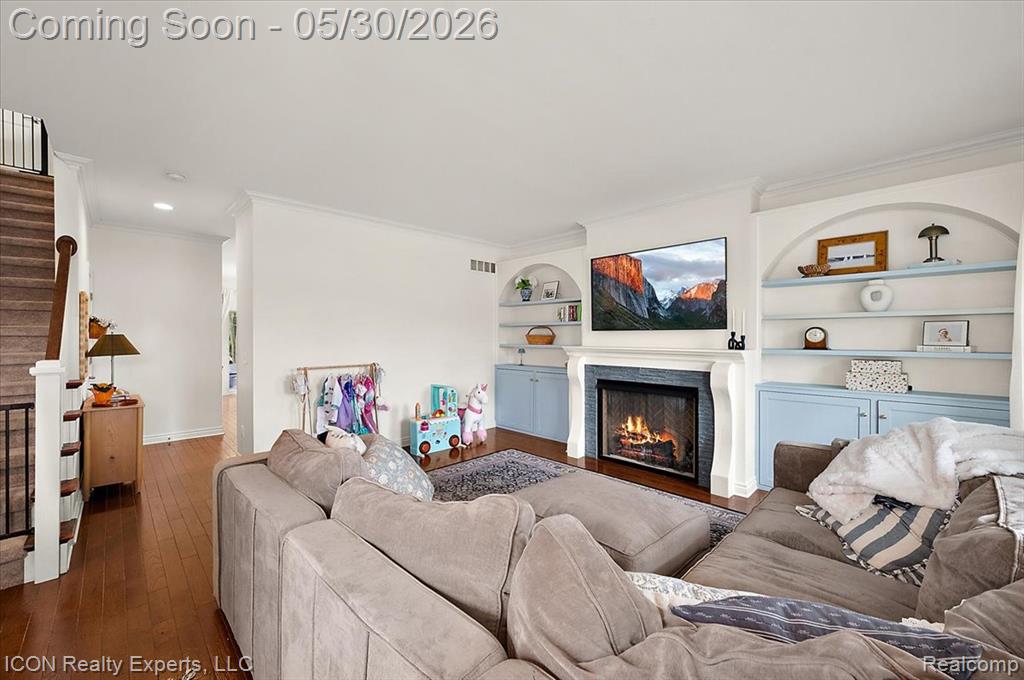 487 N Washington Avenue, Clawson, MI — Photo 4