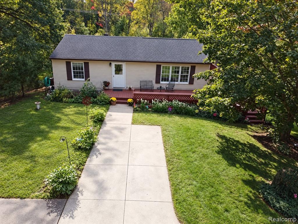 8398 Whitmore Lake Road, Brighton, MI 48116