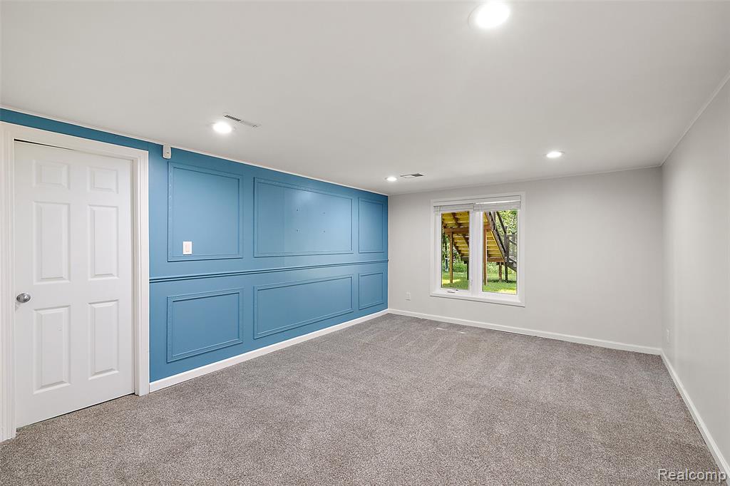 6358 Golden Lane, West Bloomfield, MI — Photo 49