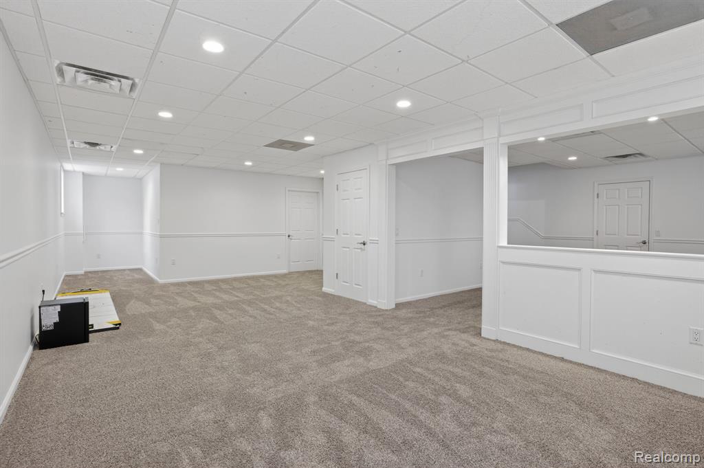 9055 Hegel Road, Goodrich Vlg, MI — Photo 46