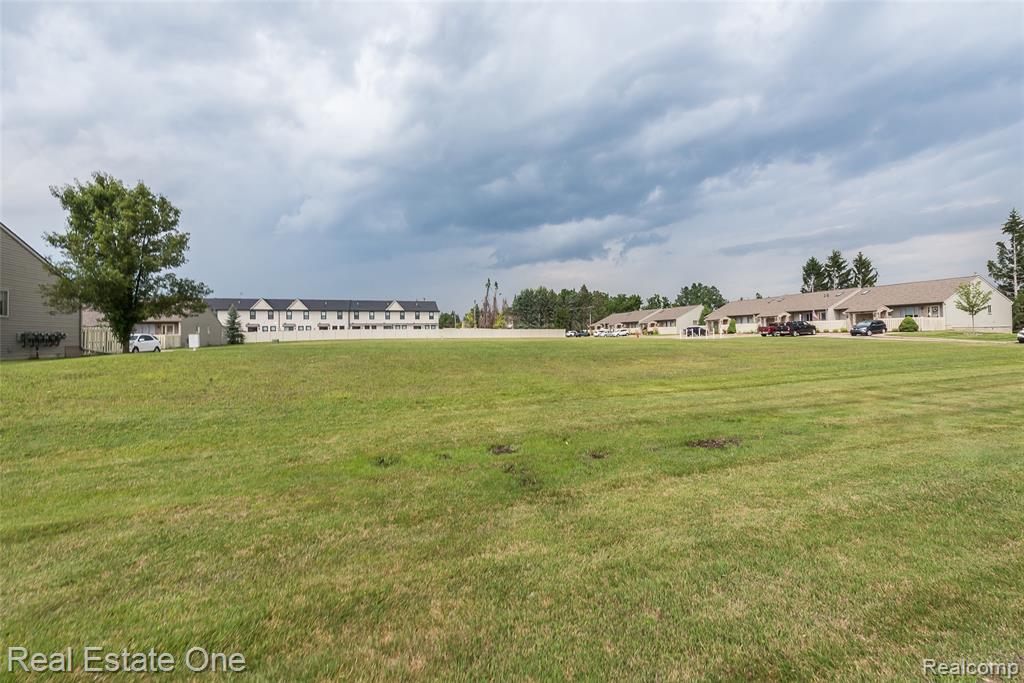 61702 Williamsburg, 2, South Lyon, MI 48178 — Photo 31