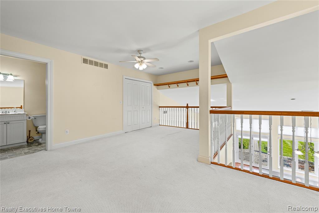 5802 Lakeshore Road, Fort Gratiot, MI 48059 — Photo 46