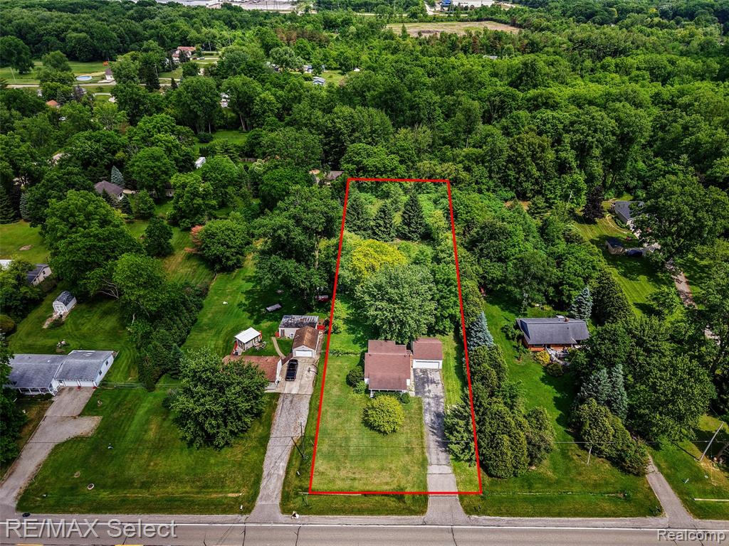 7173 Porter Road, Grand Blanc, MI 48439 — Photo 8