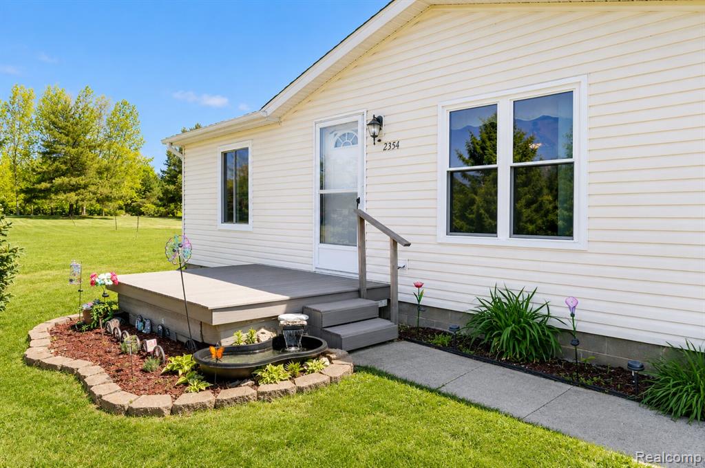 2354 Brent Street, 203, Croswell, MI 48422 — Photo 2