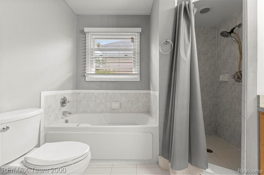 51336 Pinewood Drive, Macomb, MI 48042 — Photo 30