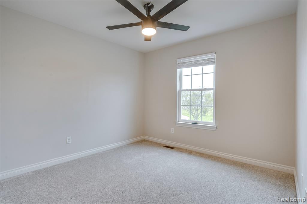 6871 Chandler Drive, Belleville, MI 48111 — Photo 25
