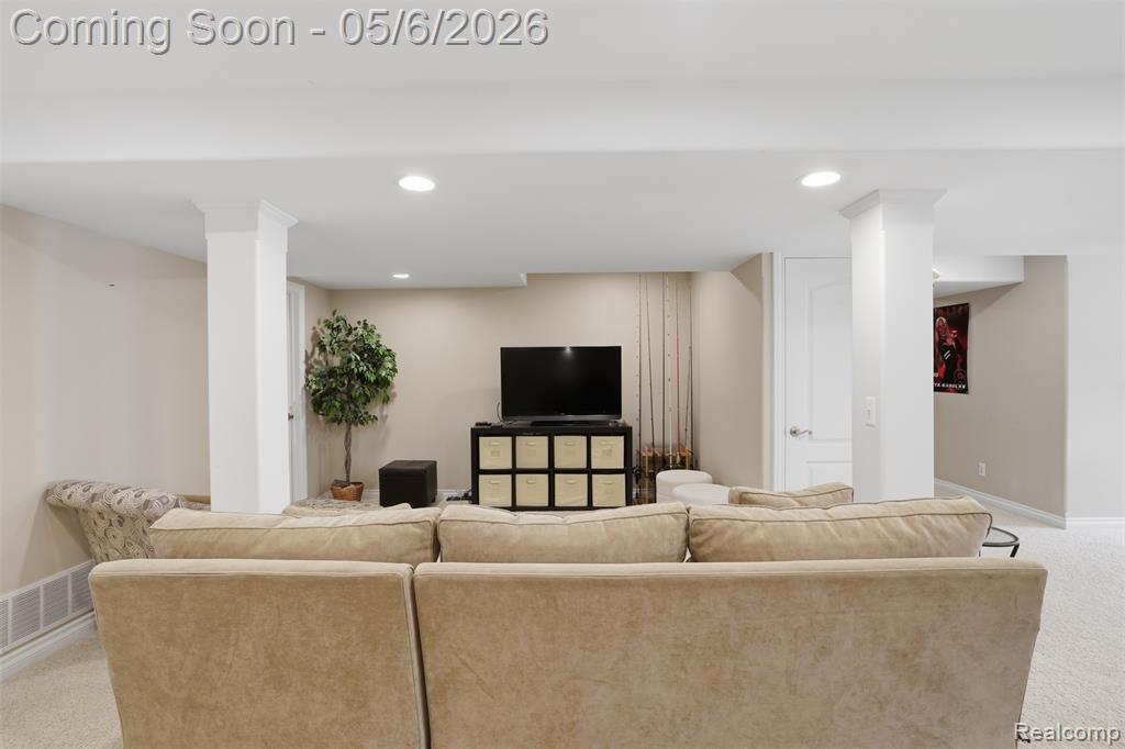 9648 Mohican Court, Pinckney, MI 48169 — Photo 38