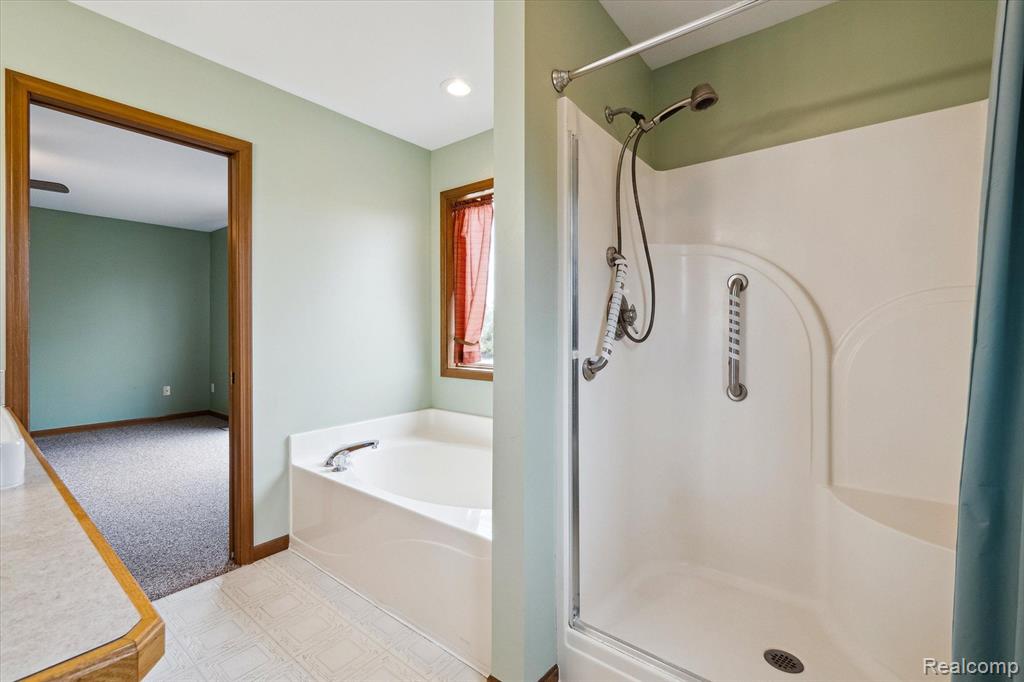 4332 LAKE PLEASANT Road, North Branch, MI 48461 — Photo 31