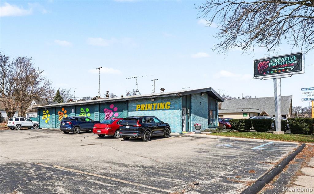 430 S Dort Highway, Flint, MI 48503 — front exterior