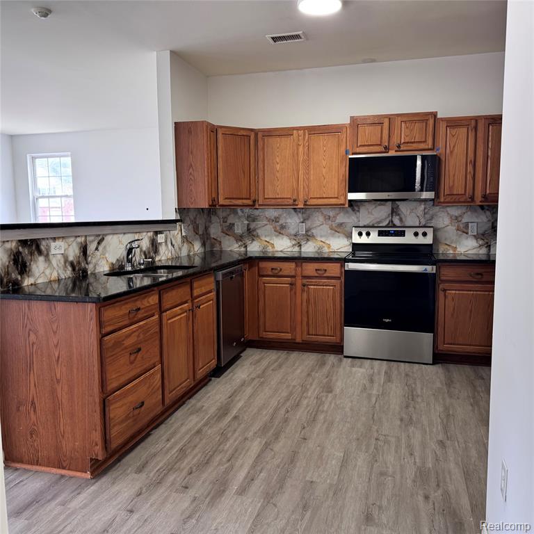 4067 ELIZABETH Avenue, Canton, MI 48188 — Photo 19