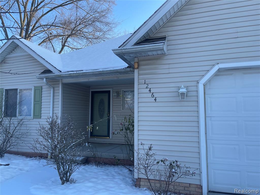 12464 Maxwell Road, Carleton, MI 48117 — front exterior