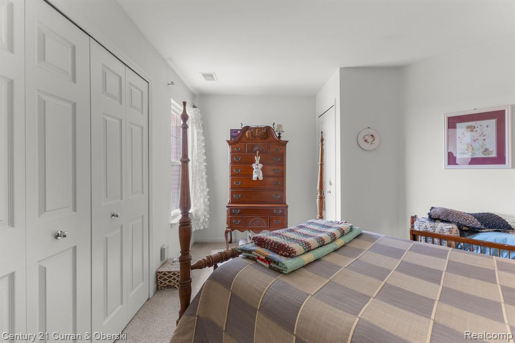 40563 BLYTHEFIELD Lane, Canton, MI 48188 — Photo 30