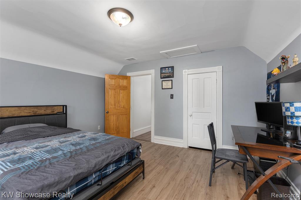 84 Moross Street, Mount Clemens, MI 48043 — Photo 20
