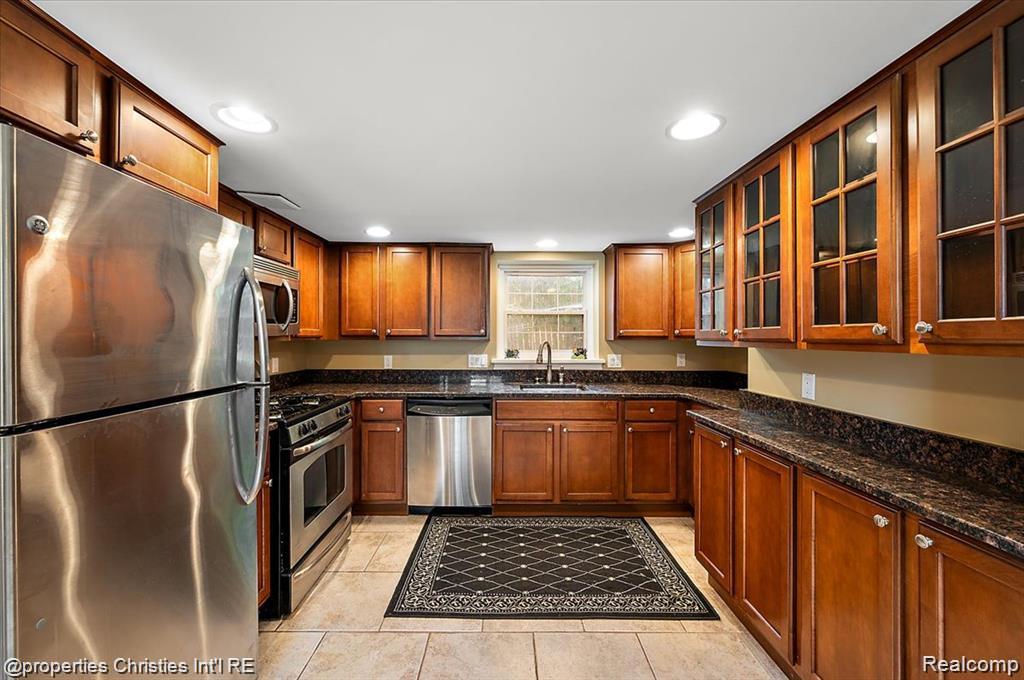 11346 E Shore Drive, Whitmore Lake, MI 48189 — Photo 24