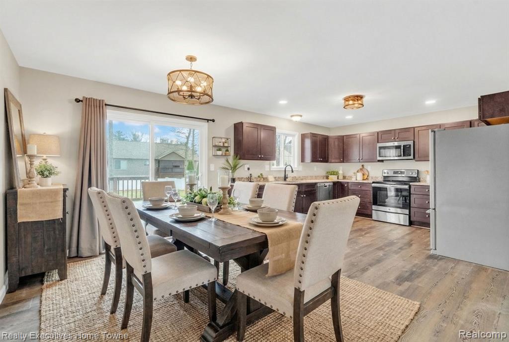 4080 Lancaster Drive, Fort Gratiot, MI 48059 — Photo 8