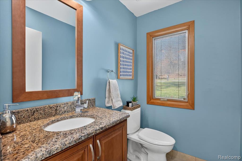 6346 Simler Drive, Clawson, MI — Photo 36