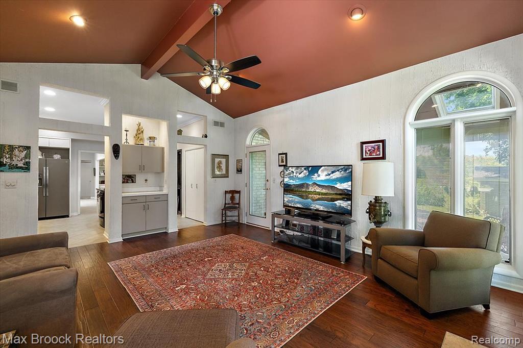 45167 9 Mile Road, Novi, MI 48167 — Photo 19