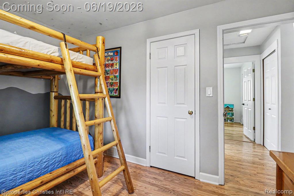 9567 Susin Lane, Clarkston, MI 48348 — Photo 24