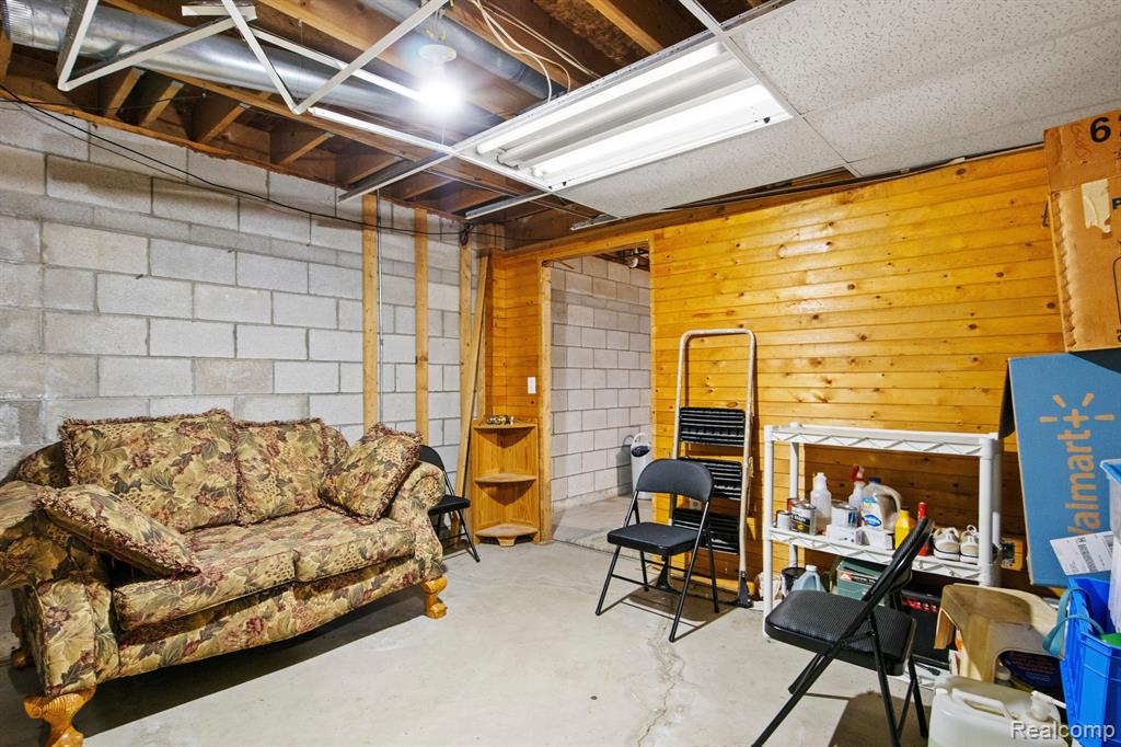 8765 JOANN Drive, Newport, MI 48166 — Photo 24