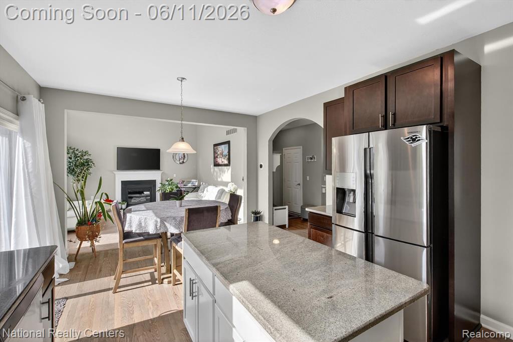 27412 Victoria Road, Novi, MI — Photo 5