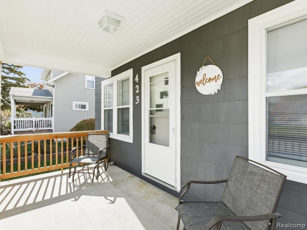 423 16th Street, Port Huron, MI 48060 — Photo 2