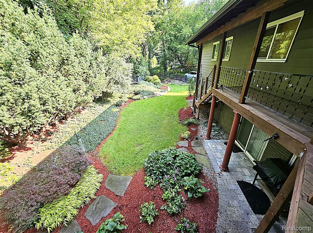 7120 Pebblecreek Road, West Bloomfield, MI — Photo 10