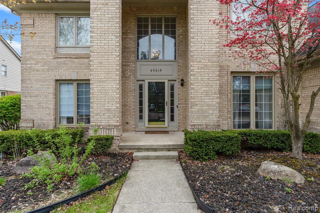 45419 GLENGARRY Boulevard, Canton, MI 48188 — Photo 5