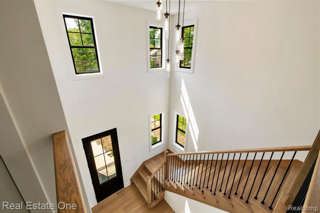 1517 KESSLER Avenue, Keego Harbor, MI 48320 — Photo 4