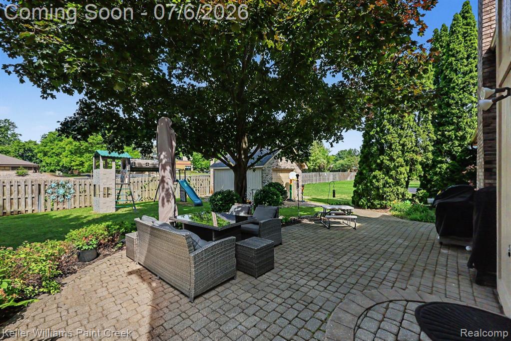50483 Heatherwood Lane, Utica, MI 48317 — Photo 19