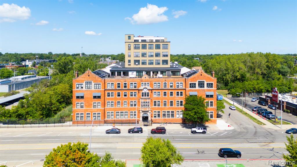 6533 E Jefferson Avenue, 603T, Detroit, MI 48207 — Photo 2