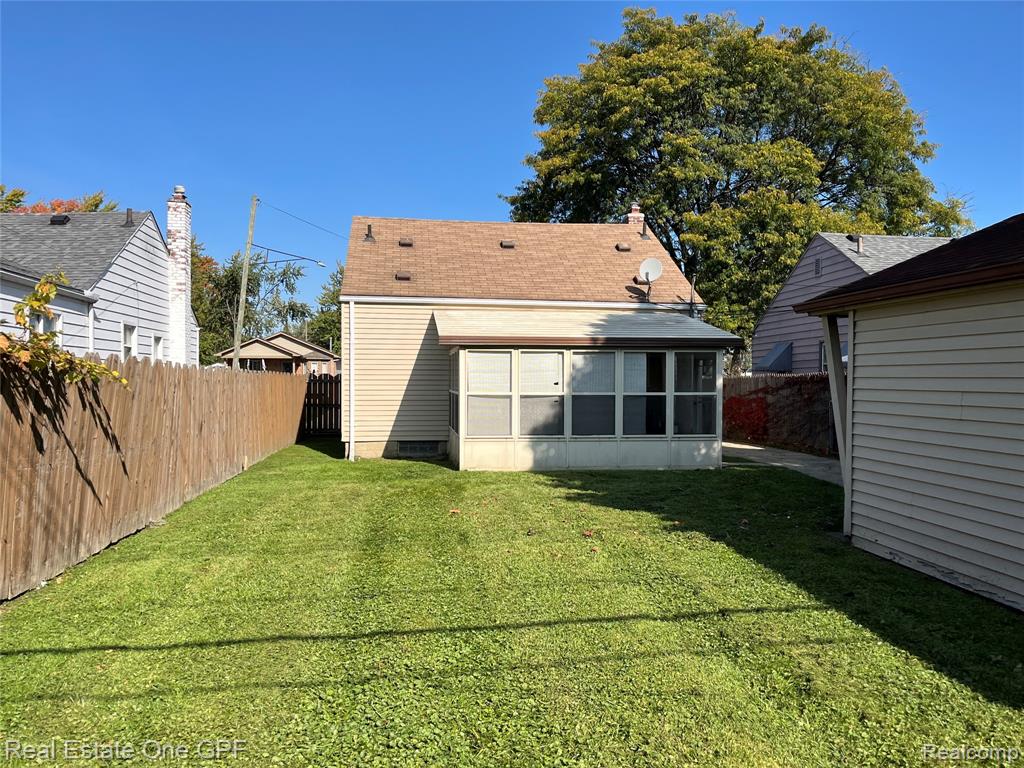 7580 WOOD Avenue, Warren, MI 48091 — Photo 15