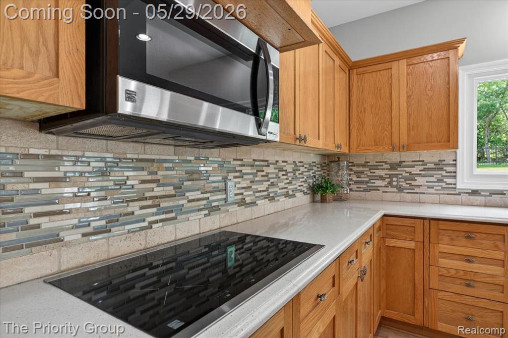 16397 Sherwood Lane, Northville, MI 48168 — Photo 21