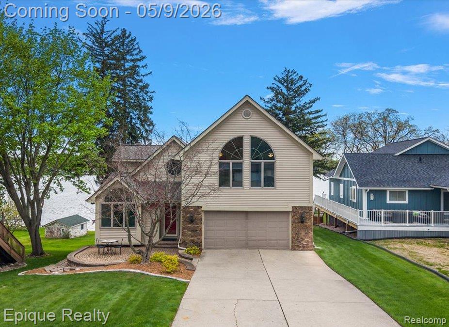 4521 Parnell Drive, Clarkston, MI
