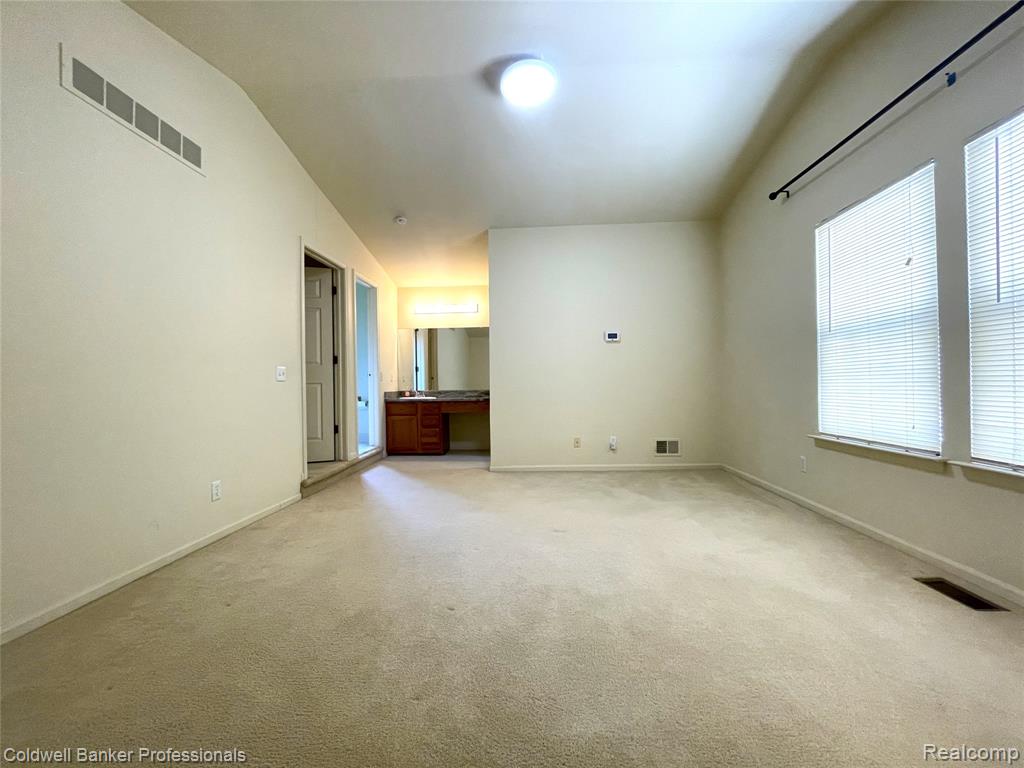 3048 Turnberry Lane, Ann Arbor, MI 48108 — Photo 17