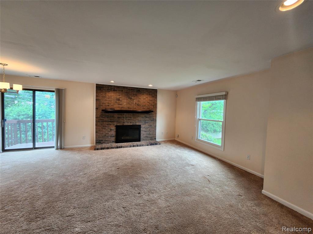 19400 W 11 Mile Road, Lathrup Village, MI 48076 — Photo 15