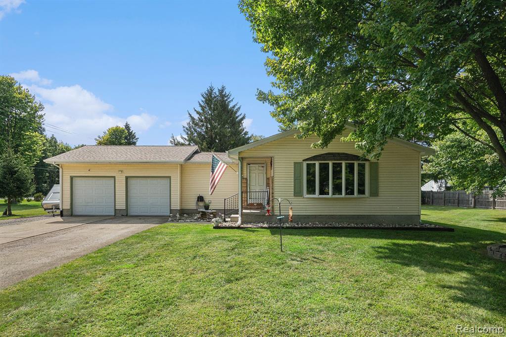 9968 MARSHALL Road, Birch Run, MI 48415 — front exterior