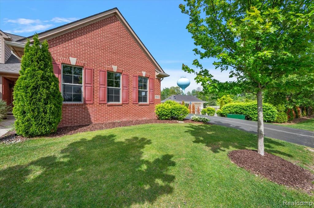 6912 Stonewood Place, 44, Clarkston, MI — Photo 38