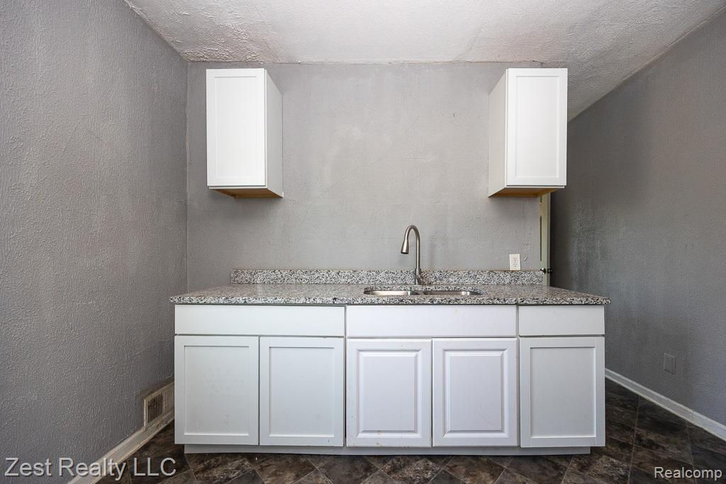 3795 Kendall Street, Detroit, MI 48238 — Photo 27