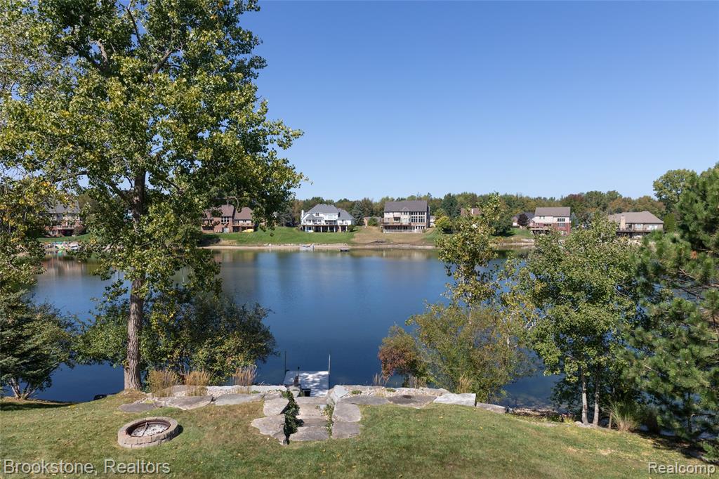4628 COASTAL PKWY, White Lake, MI — Photo 10